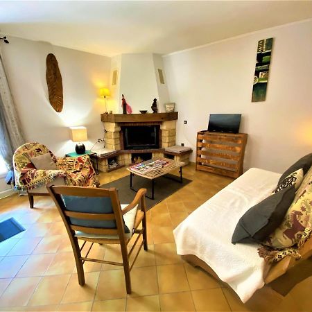 Gite De Groupe 15 A 19P, Parc, Salle De Reception - Chambres D'Hotes En Semaine Villeneuve-de-Berg Zewnętrze zdjęcie