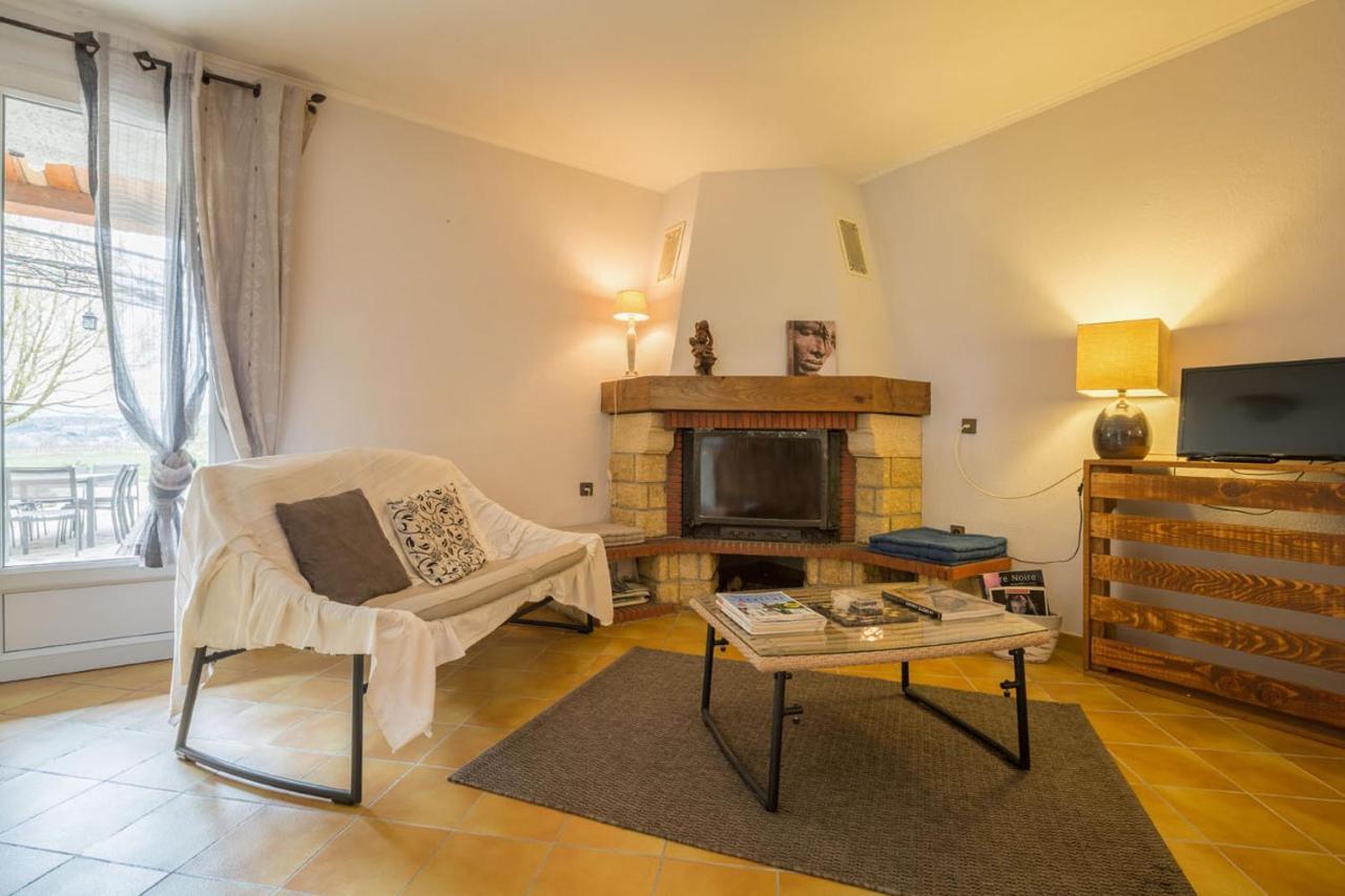 Gite De Groupe 15 A 19P, Parc, Salle De Reception - Chambres D'Hotes En Semaine Villeneuve-de-Berg Zewnętrze zdjęcie
