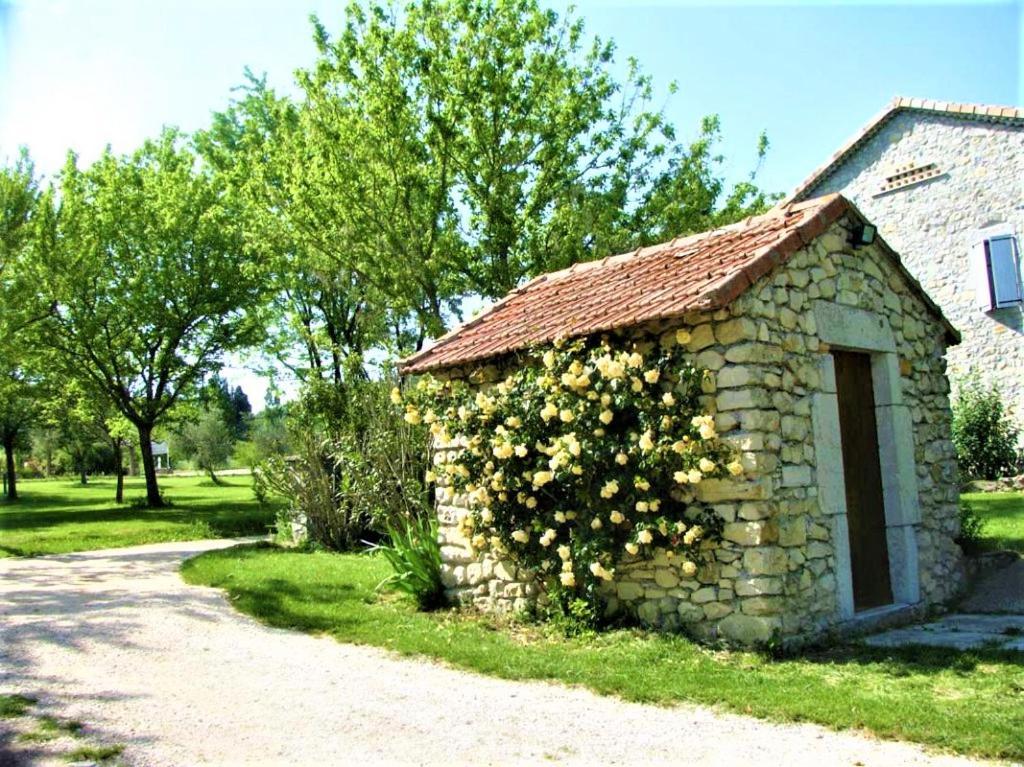Gite De Groupe 15 A 19P, Parc, Salle De Reception - Chambres D'Hotes En Semaine Villeneuve-de-Berg Zewnętrze zdjęcie