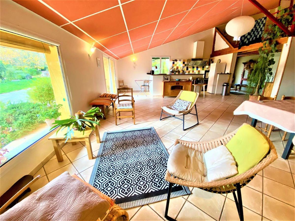Gite De Groupe 15 A 19P, Parc, Salle De Reception - Chambres D'Hotes En Semaine Villeneuve-de-Berg Zewnętrze zdjęcie